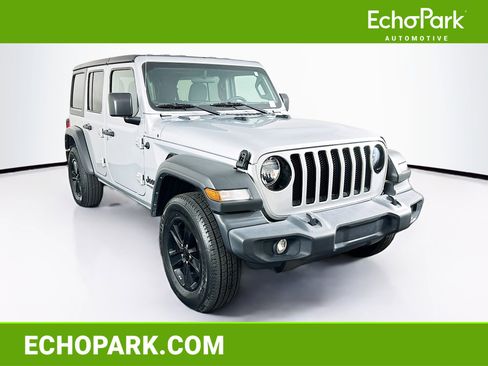 Used 2022 Jeep Wrangler Unlimited Sport AWD/4WD image 1
