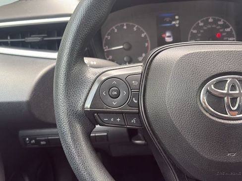 Used 2024 Toyota Corolla LE FWD image 18