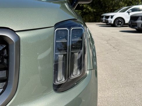 Used 2023 Kia Telluride SX X-Pro AWD/4WD image 4