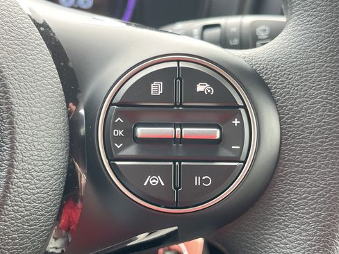 New 2025 Kia Soul LX w/ LX Technology Package image 11