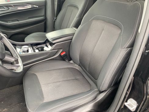 Used 2022 Jeep Grand Cherokee L Laredo w/ Luxury Tech Group I RWD image 11