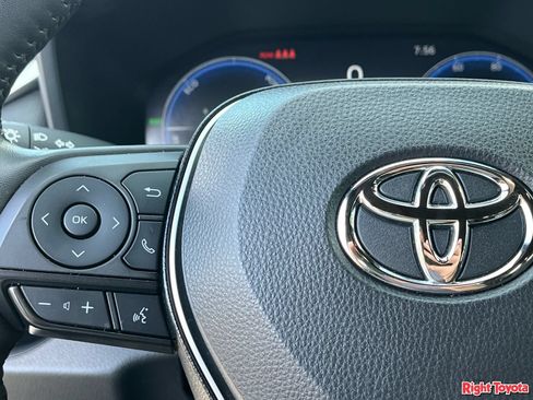 Certified 2024 Toyota RAV4 XSE w/ Advanced Technology Package AWD/4WD image 23