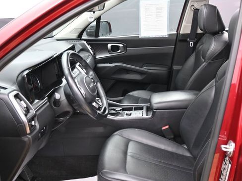Used 2023 Kia Sorento S w/ Panoramic Sunroof Package image 17