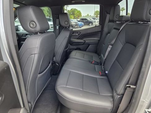 Used 2024 Chevrolet Colorado LT w/ LT Convenience Package III RWD image 15