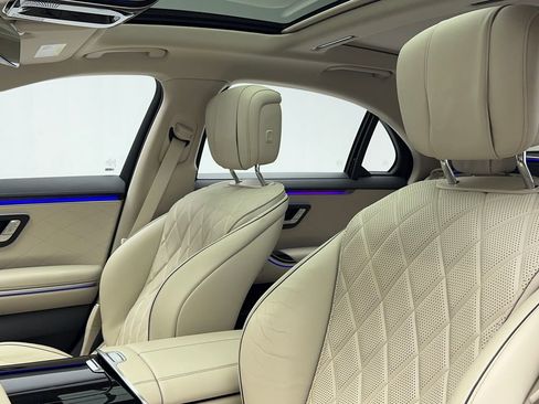 Used 2022 Mercedes-Benz S 500 4MATIC w/ Warmth & Comfort Package image 39