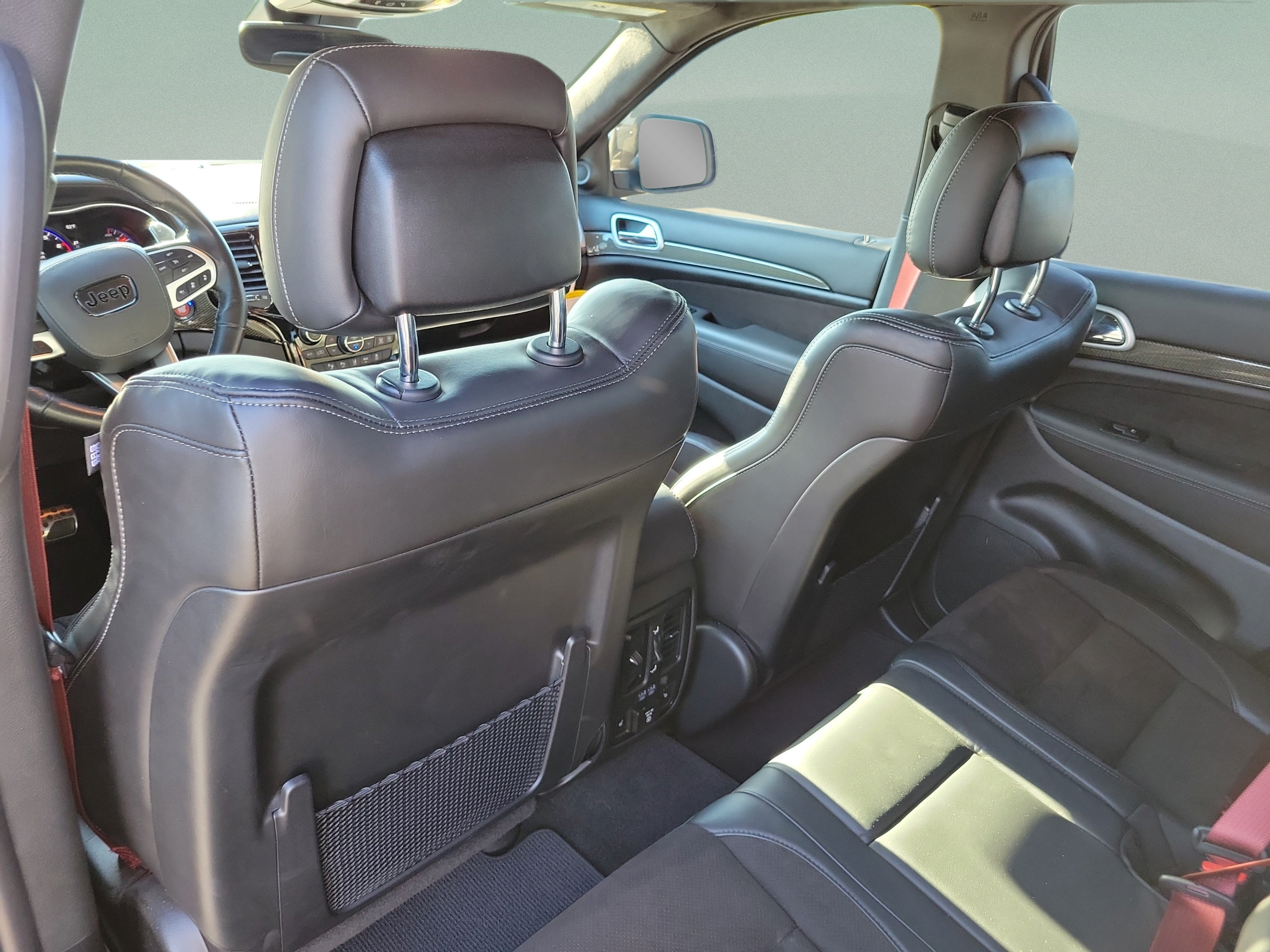 Used 2021 Jeep Grand Cherokee Trackhawk AWD/4WD image 13
