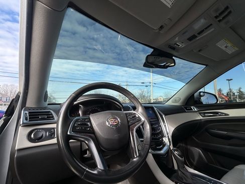 Used 2014 Cadillac SRX Luxury w/ Driver Awareness Package image 15