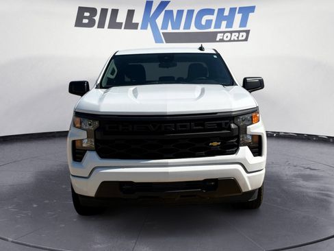 Used 2025 Chevrolet Silverado 1500 Custom RWD image 8