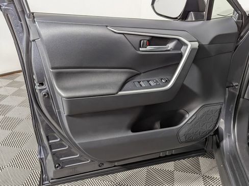 Certified 2024 Toyota RAV4 XLE w/ Convenience Package image 17