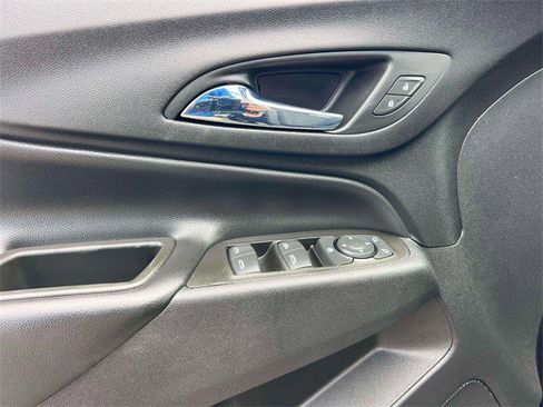 Certified 2020 Chevrolet Equinox LT image 13