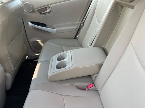 Used 2012 Toyota Prius Four FWD image 17