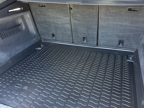 Used 2023 Audi SQ8 Prestige w/ Prestige Package image 32