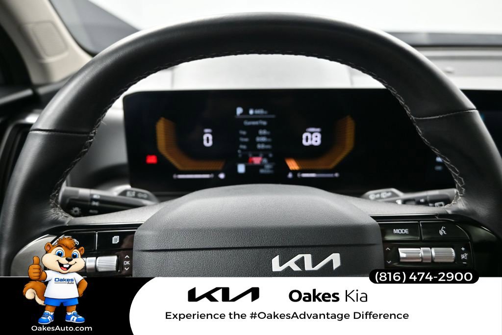 Certified 2026 Kia Sorento S w/ S Panoramic Sunroof Package FWD image 14