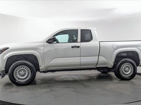Used 2024 Toyota Tacoma SR RWD image 3