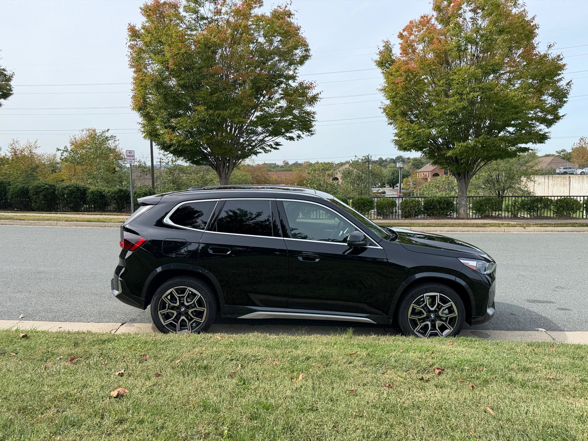 New 2027 BMW X1 xDrive28i w/ Technology Package AWD/4WD image 8