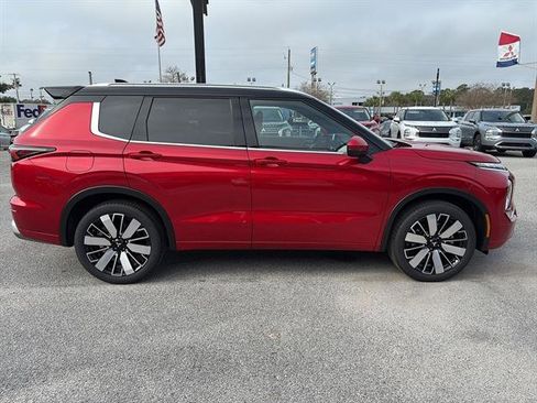 New 2026 Mitsubishi Outlander SEL image 7