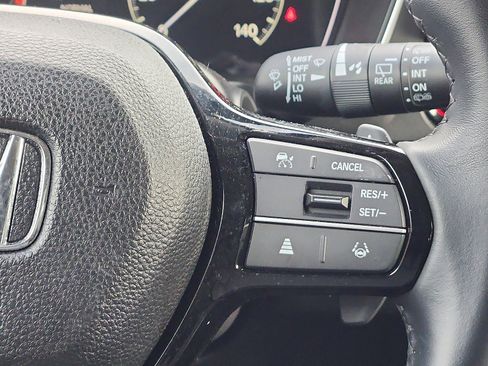 Used 2024 Honda Pilot EX-L image 16