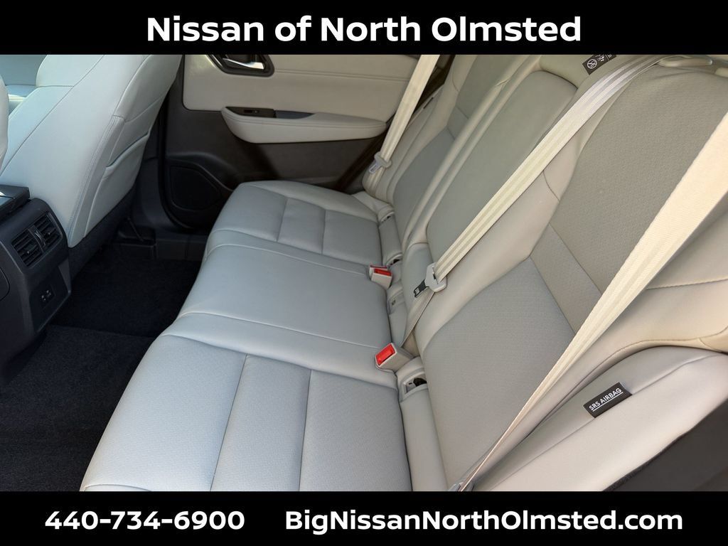 Certified 2023 Nissan Rogue SV w/ SV Premium B Package AWD/4WD image 24