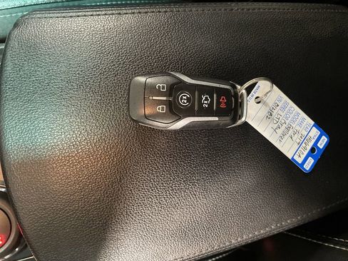 Used 2017 Ford Explorer Limited w/ Equipment Group 301A AWD/4WD image 40