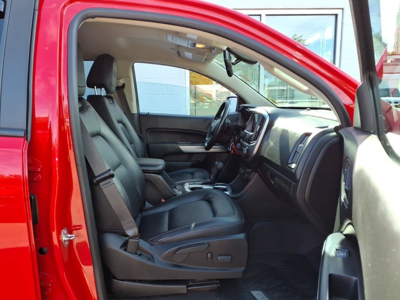 Used 2019 Chevrolet Colorado ZR2 w/ Colorado ZR2 Bison Edition AWD/4WD image 23