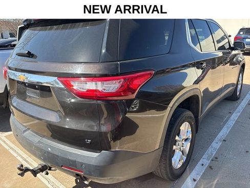 Used 2019 Chevrolet Traverse LT FWD image 4