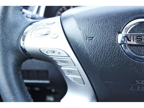 Used 2018 Nissan Murano SV w/ Premium Package FWD image 18