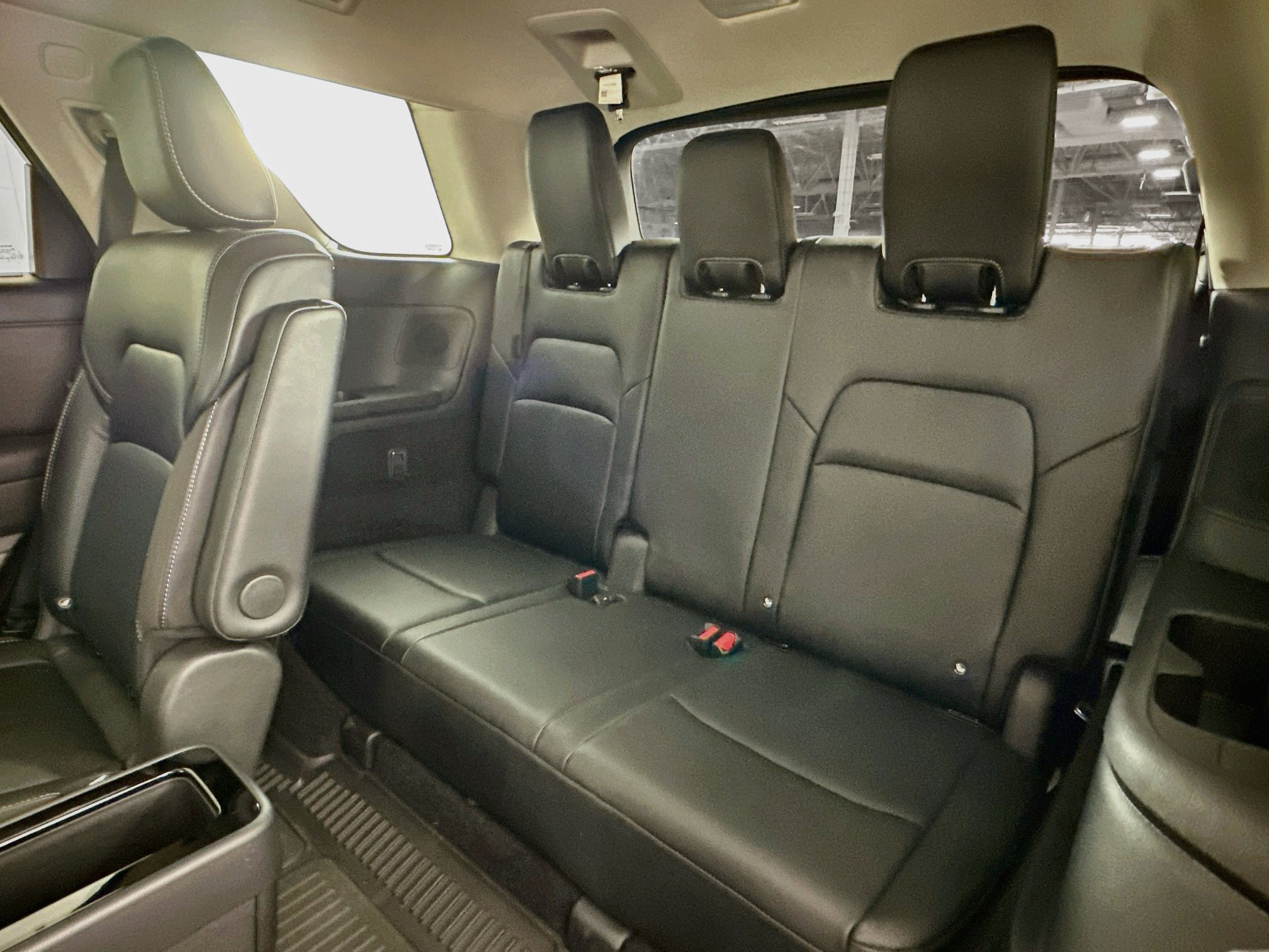 Used 2022 Nissan Pathfinder SL w/ SL Premium Package FWD image 30