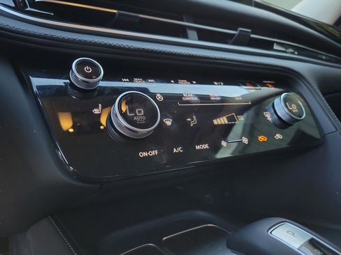 Certified 2025 INFINITI QX60 Pure w/ Cargo Package image 16