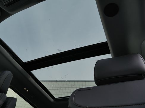 New 2026 Ford F350 Lariat w/ Black Appearance Package image 5