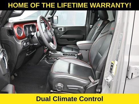 Used 2023 Jeep Gladiator Rubicon w/ Cold Weather Group image 14