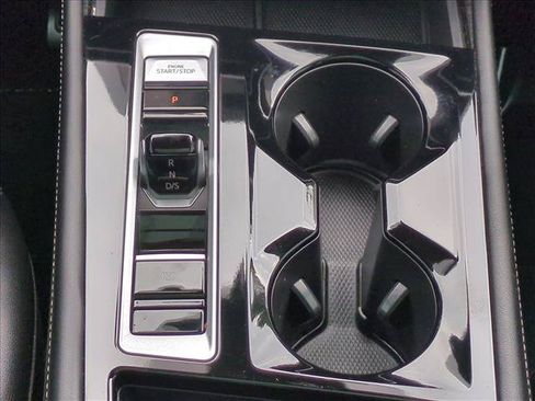 Used 2024 Volkswagen Atlas SEL Premium R-Line AWD/4WD image 12