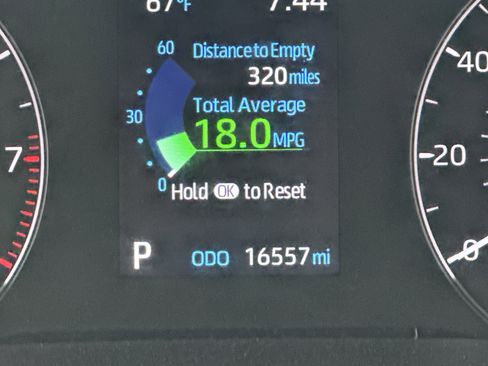 Used 2025 Toyota Corolla SE image 21