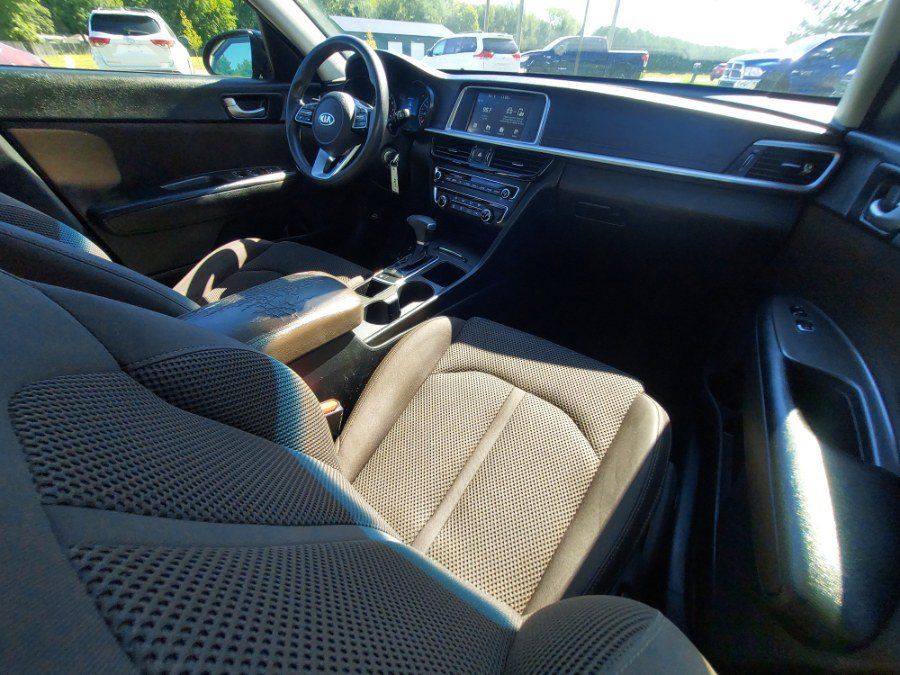 Used 2019 Kia Optima LX FWD image 11