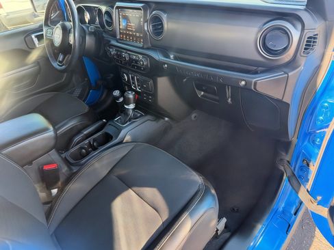 Used 2021 Jeep Wrangler Sport image 10