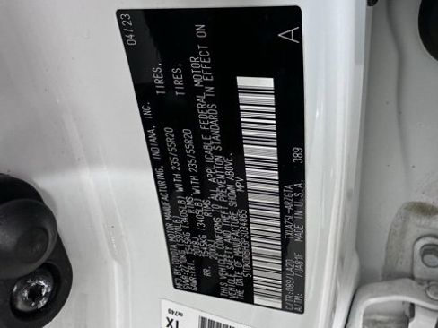 Used 2023 Toyota Highlander Platinum image 34