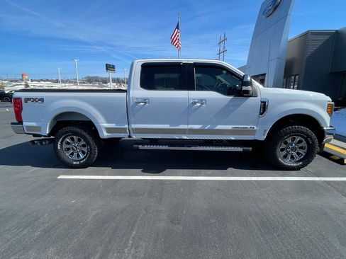 Certified 2017 Ford F250 Lariat w/ Chrome Package AWD/4WD image 4