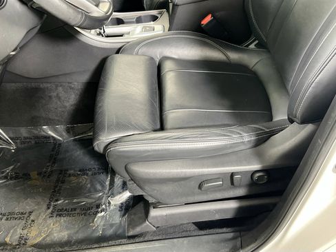 Used 2022 Subaru Ascent Limited w/ Technology Package image 19