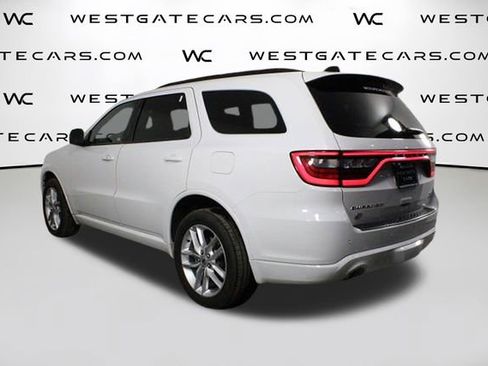 Used 2024 Dodge Durango GT image 3