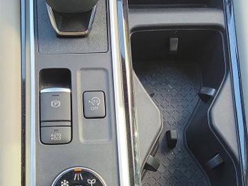 Certified 2023 Nissan Pathfinder SL image 27