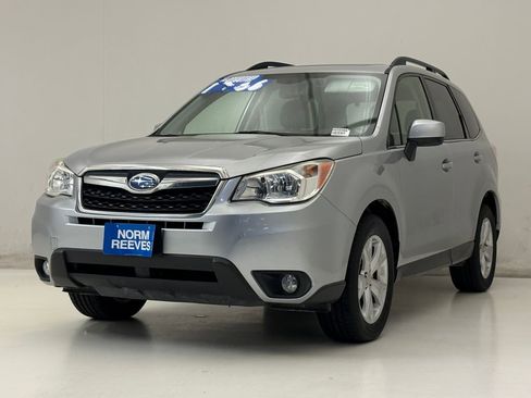 Used 2015 Subaru Forester 2.5i Limited AWD/4WD image 2