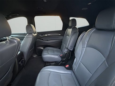 Used 2022 Buick Enclave Essence w/ Sport Touring Edition image 16