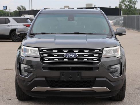 Used 2017 Ford Explorer Limited w/ Equipment Group 301A AWD/4WD image 5