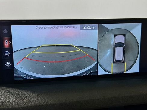 Used 2023 Genesis GV70 2.5T w/ Advanced Package image 16