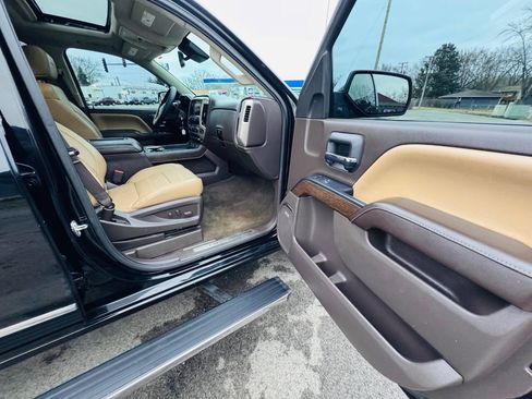 Used 2017 GMC Sierra 1500 Denali w/ Denali Ultimate Package image 24