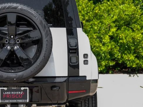 New 2026 Land Rover Defender 110 X-Dynamic SE AWD/4WD image 57