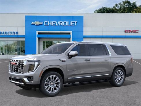 New 2025 GMC Yukon XL Denali w/ Sun & Power Step Package image 2