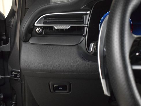 Certified 2024 Maserati Grecale GT image 30