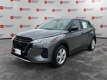 New 2025 Nissan Kicks S