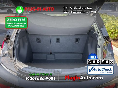 Used 2018 Chevrolet Bolt LT FWD image 11