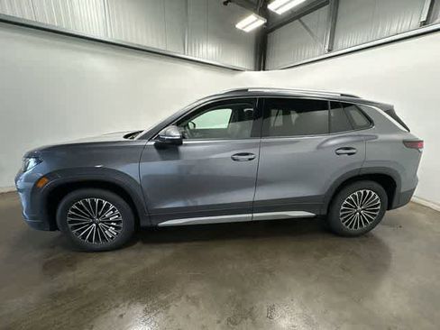 New 2026 Volkswagen Tiguan S FWD image 2